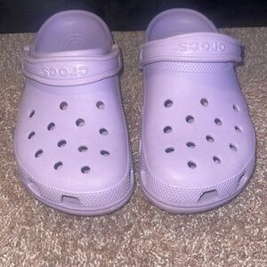 Lavender Crocs (W8)